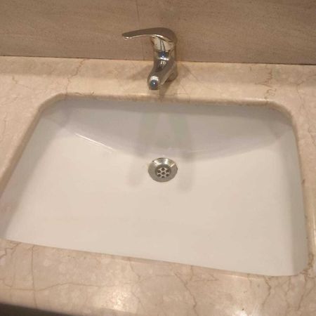 Spot On Sri Krish Hotel Vellore Extérieur photo